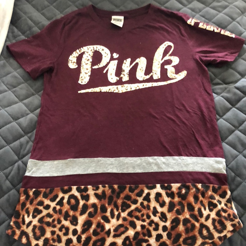 Victoria’s Secret pink size extra small T-shirt
